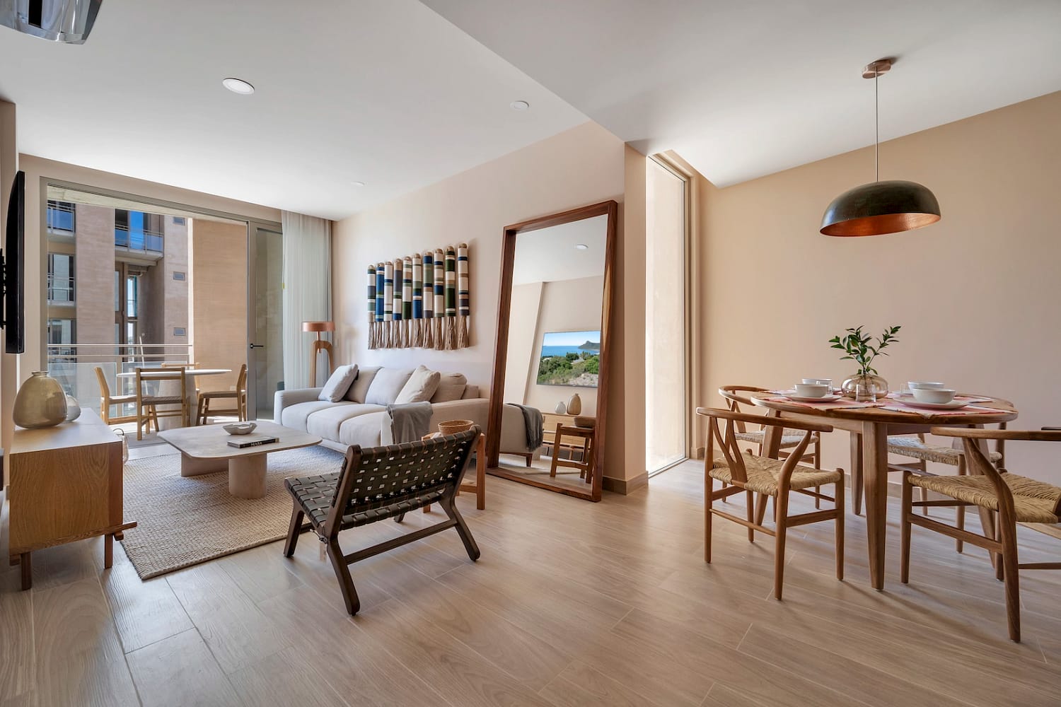 Living Dining (2) - 1 Bed