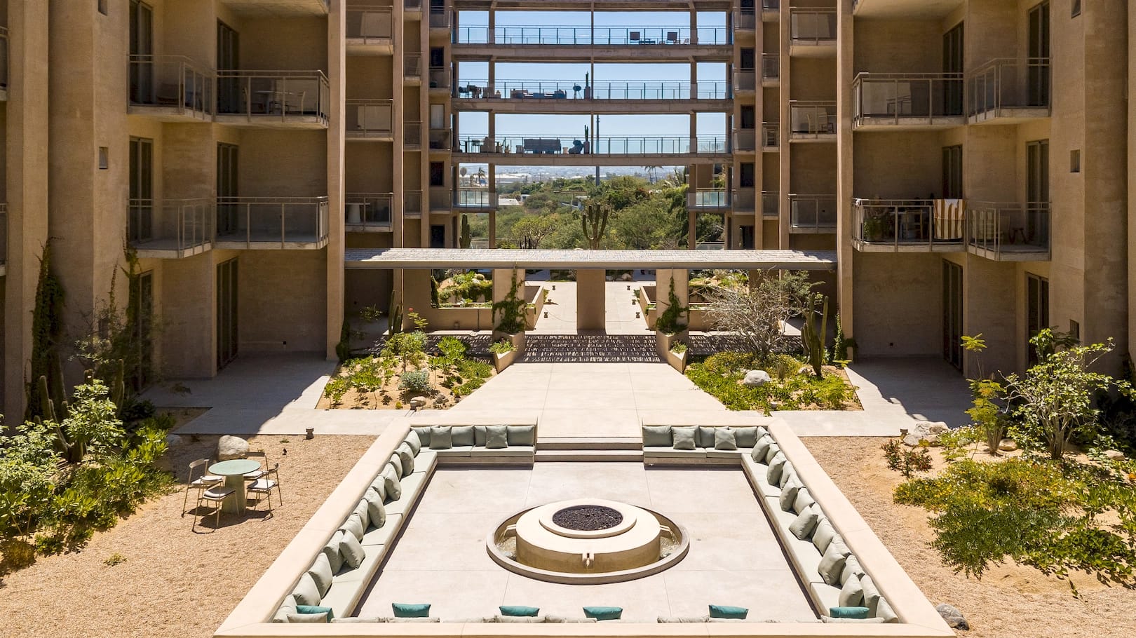 Copy of Las Arenas Dron 6