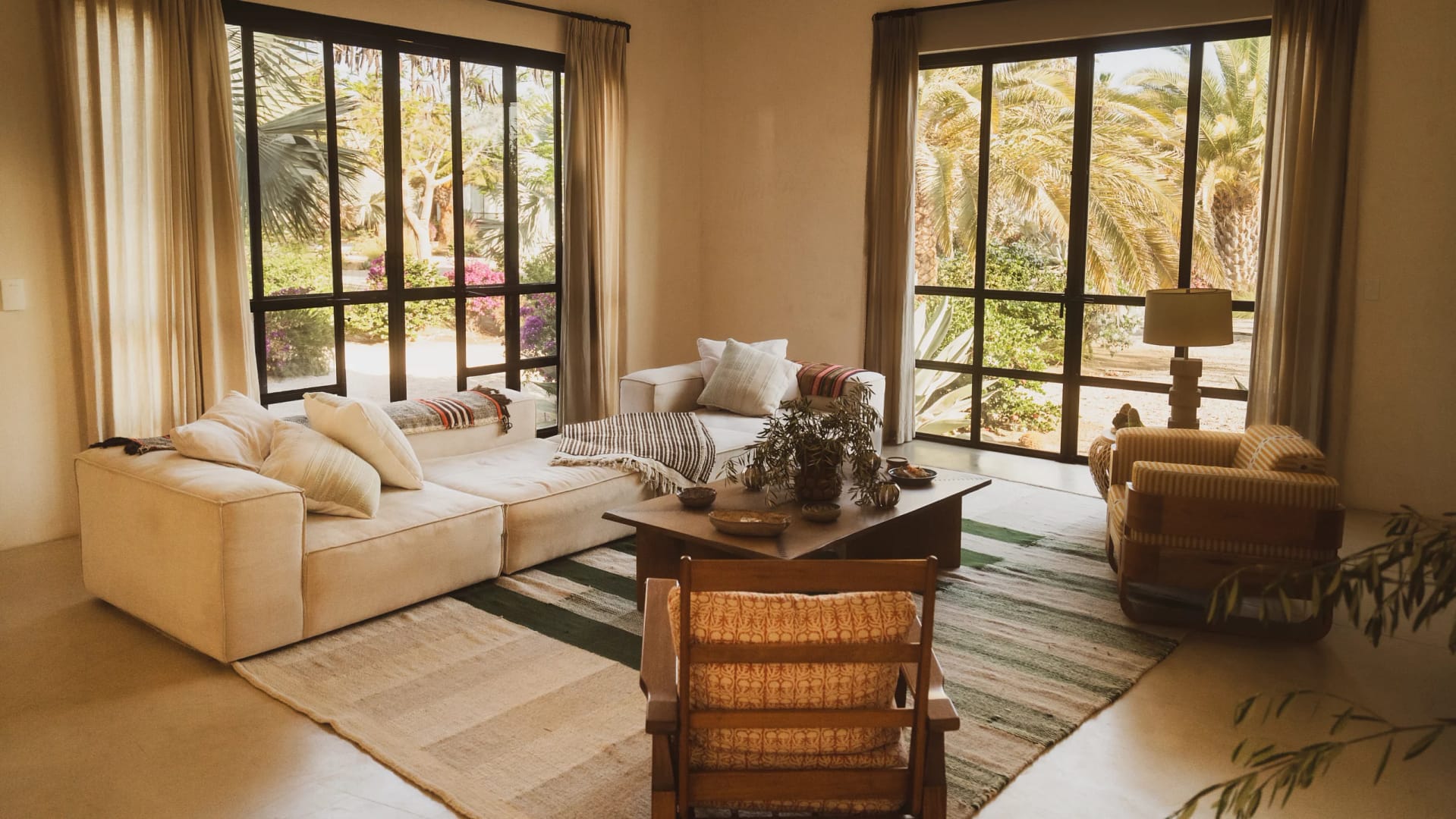 casa2 living room - Rancho 4 Patas